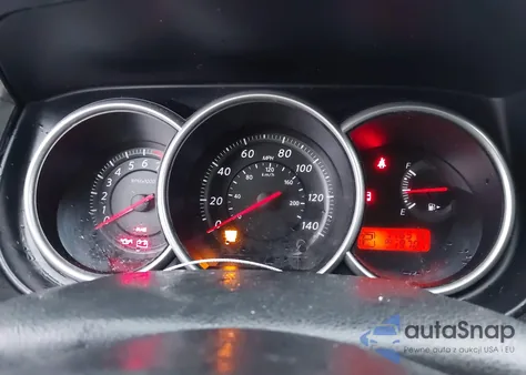 2011 Nissan Versa 1.8S z USA, uszkodzony, nr VIN 3N1BC1AP1BL450699